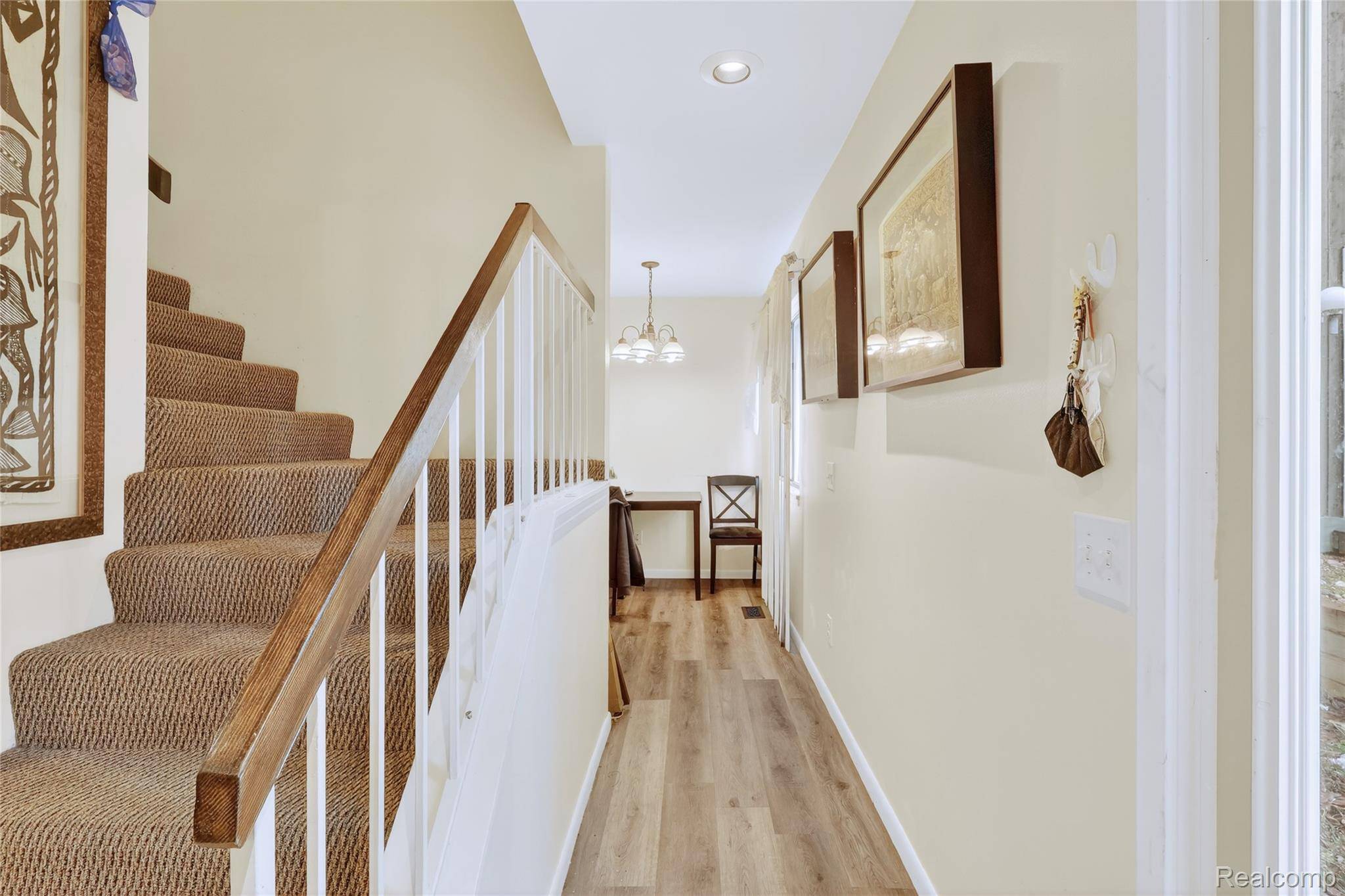 Kalamazoo, MI 49006,238 Falkirk CT