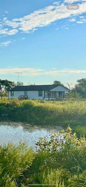 Mart, TX 76687,7390 W hwy 164