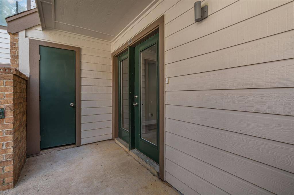 Arlington, TX 76006,2310 Bamboo Drive #J106