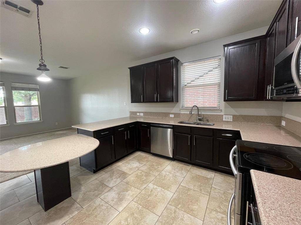 Mckinney, TX 75070,5713 Pebble Ridge Drive