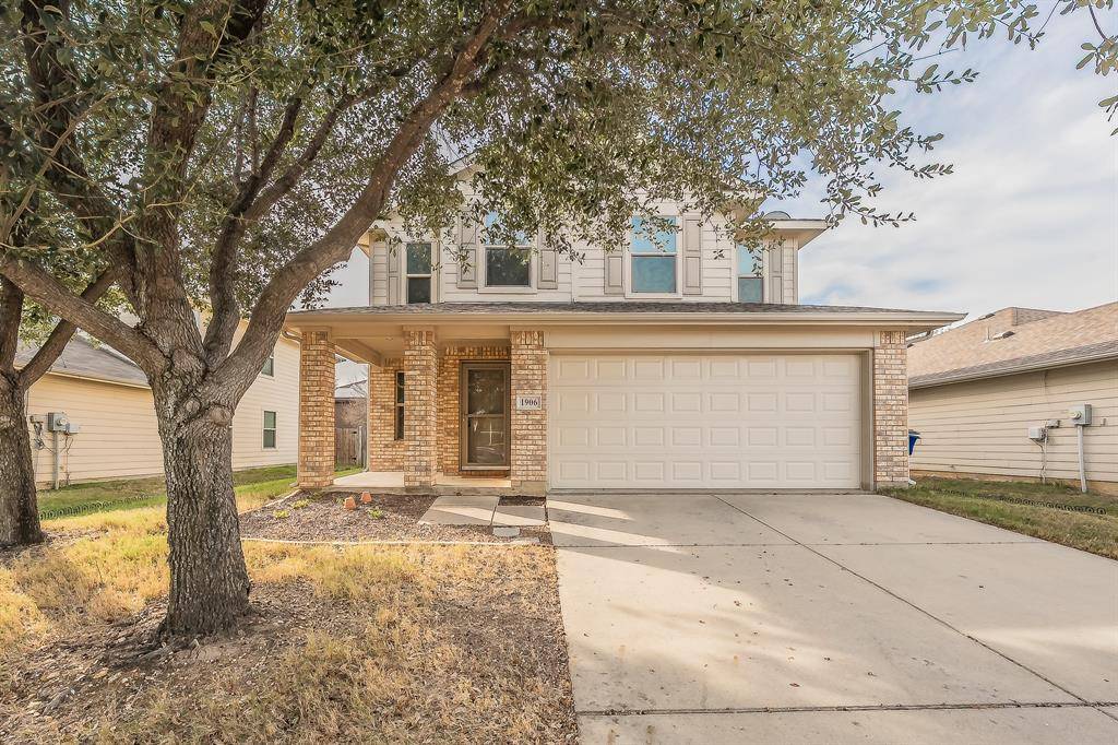 Dallas, TX 75051,1906 Beach Drive