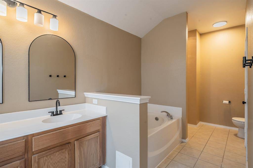 Dallas, TX 75051,1906 Beach Drive