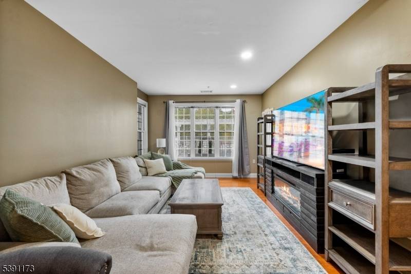 Riverdale Boro, NJ 07457,7110 Coventry Ct