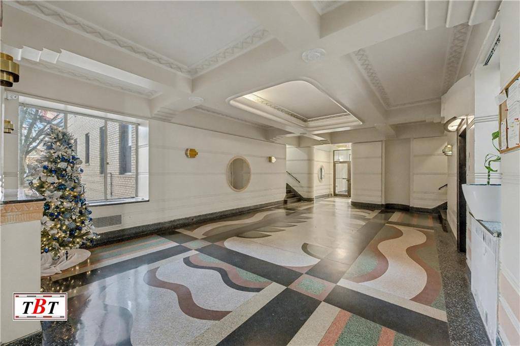 Brooklyn, NY 11230,1810 Avenue N #2F