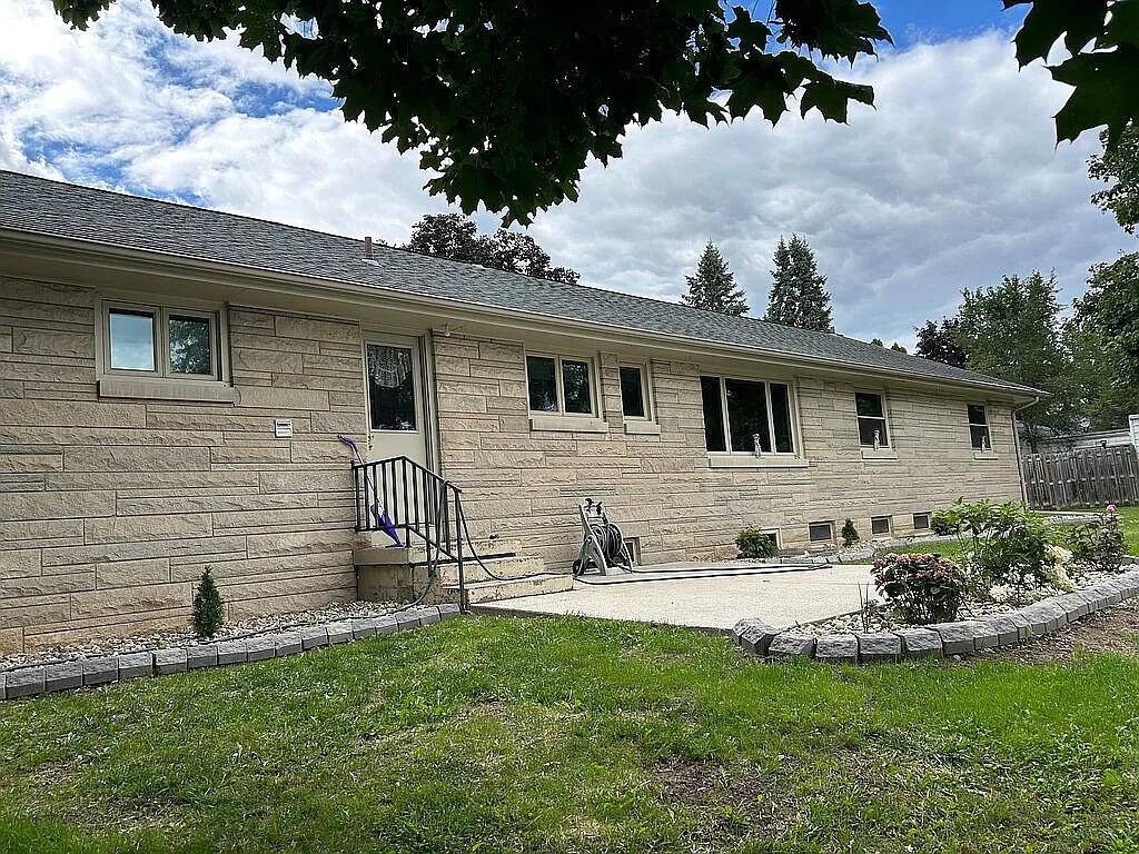 Alma, MI 48801,520 Yale AVE