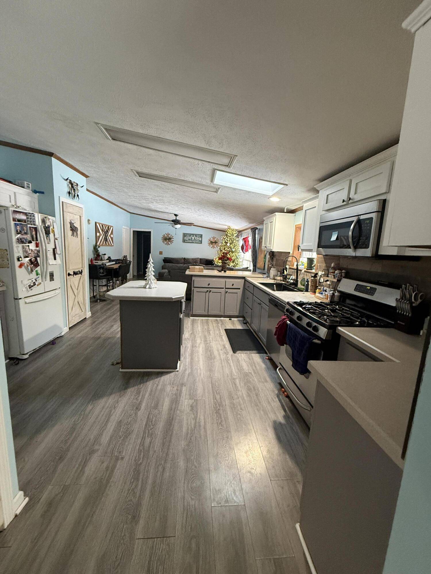 Clyde, MI 48049,3766 Abbottsford RD