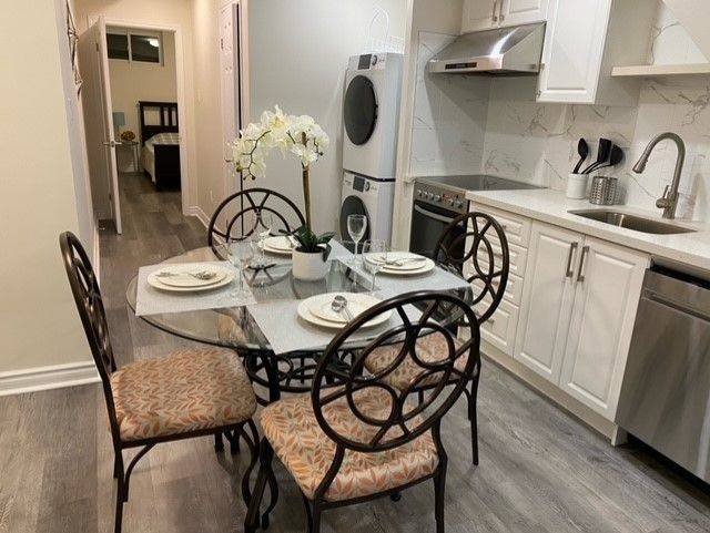 Toronto C01, ON M5T 1J3,43 Wales AVE ##3