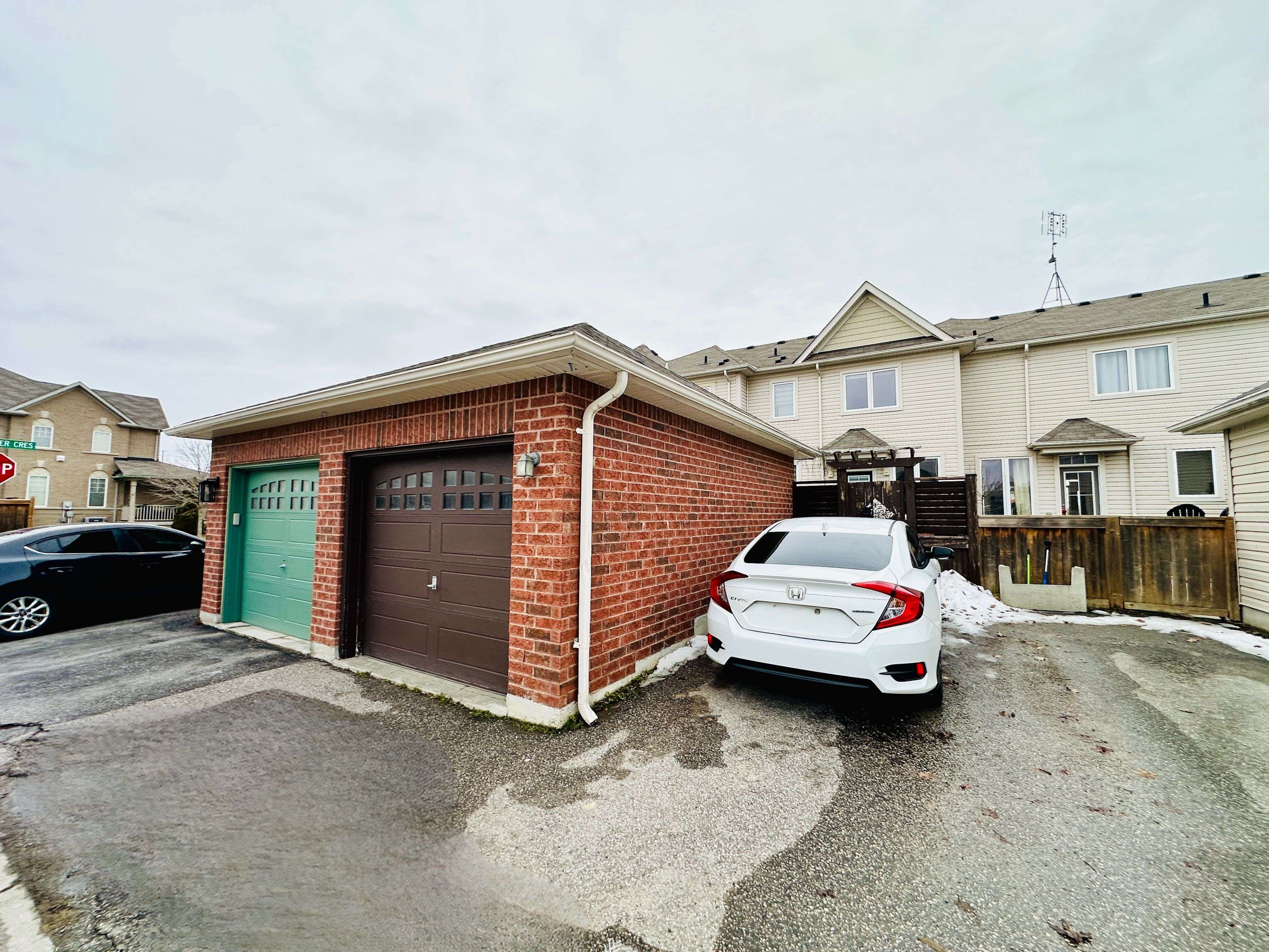 Clarington, ON L1C 0L7,2126 Green RD