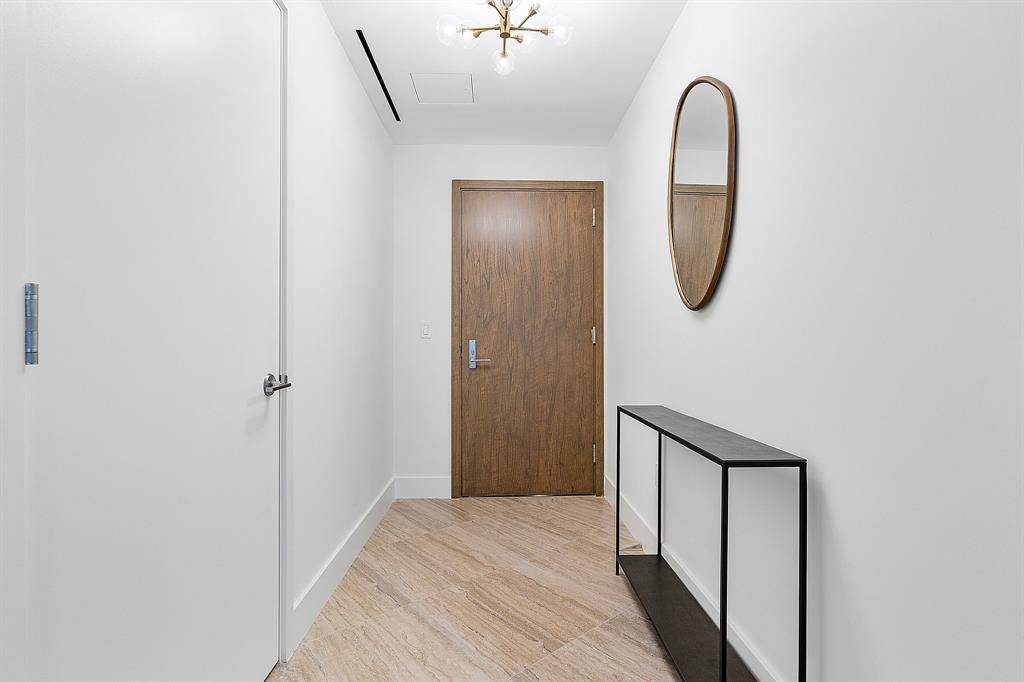 Fort Lauderdale, FL 33304,525 N Fort Lauderdale Beach Blvd #1801