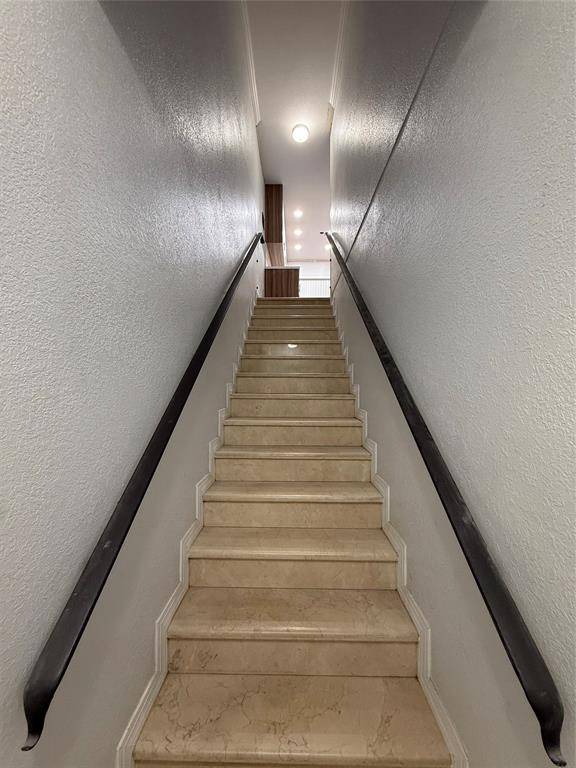 Hialeah, FL 33018,3526 W 76th St #203