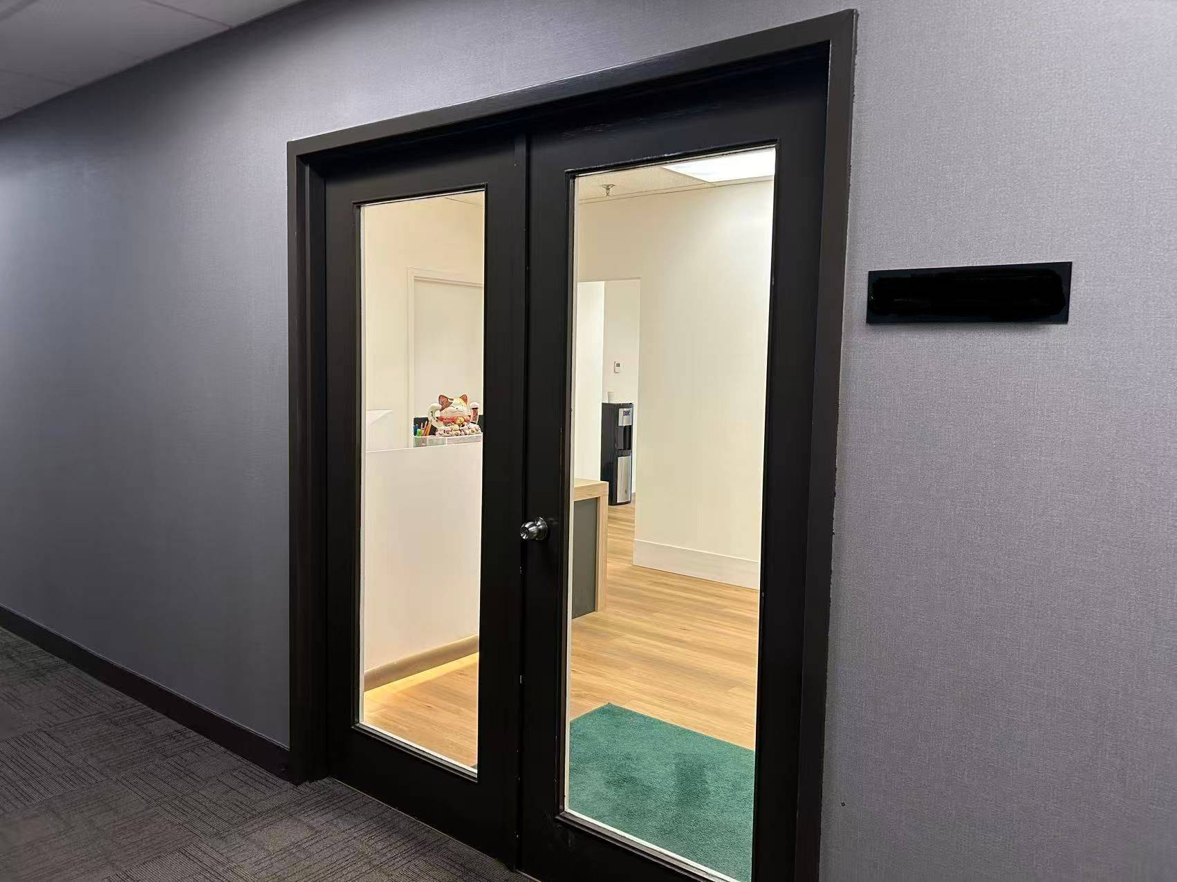 Markham, ON L3R 1G9,3190 Steeles AVE E #302