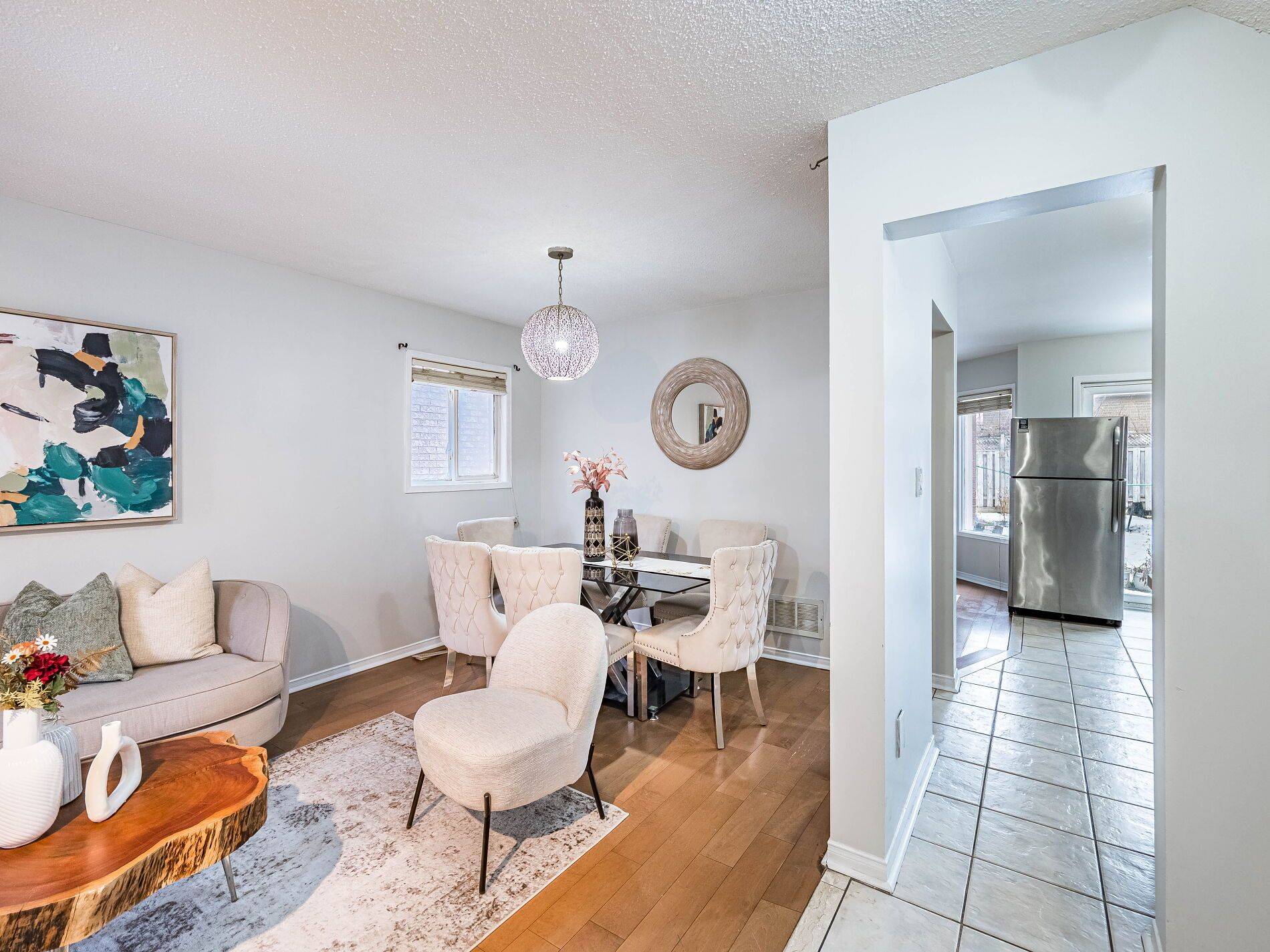 Brampton, ON L6R 1R2,33 Fiddleneck CRES