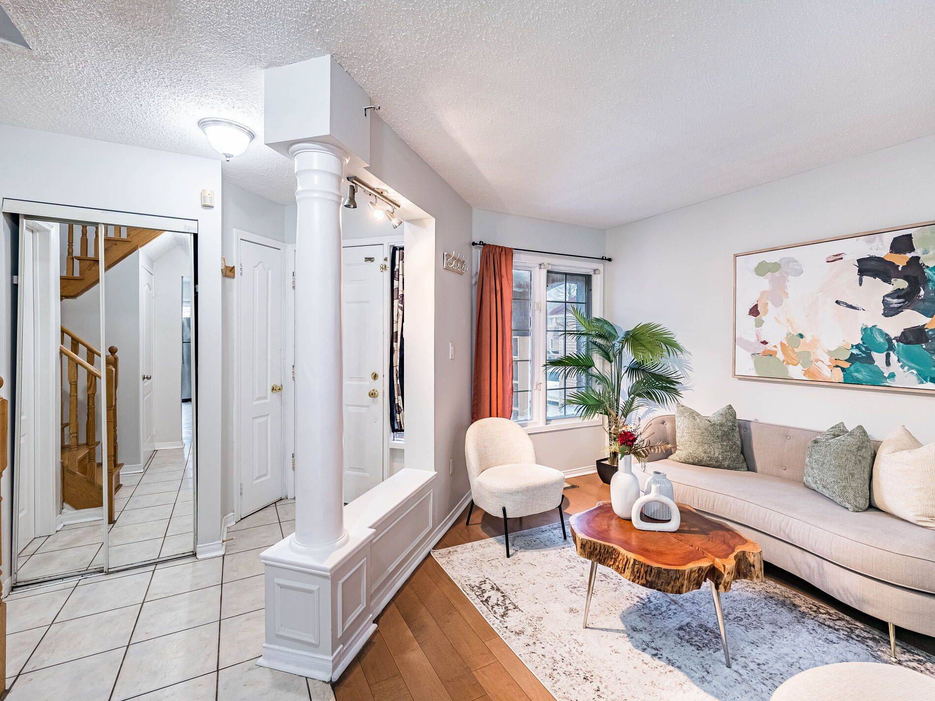 Brampton, ON L6R 1R2,33 Fiddleneck CRES