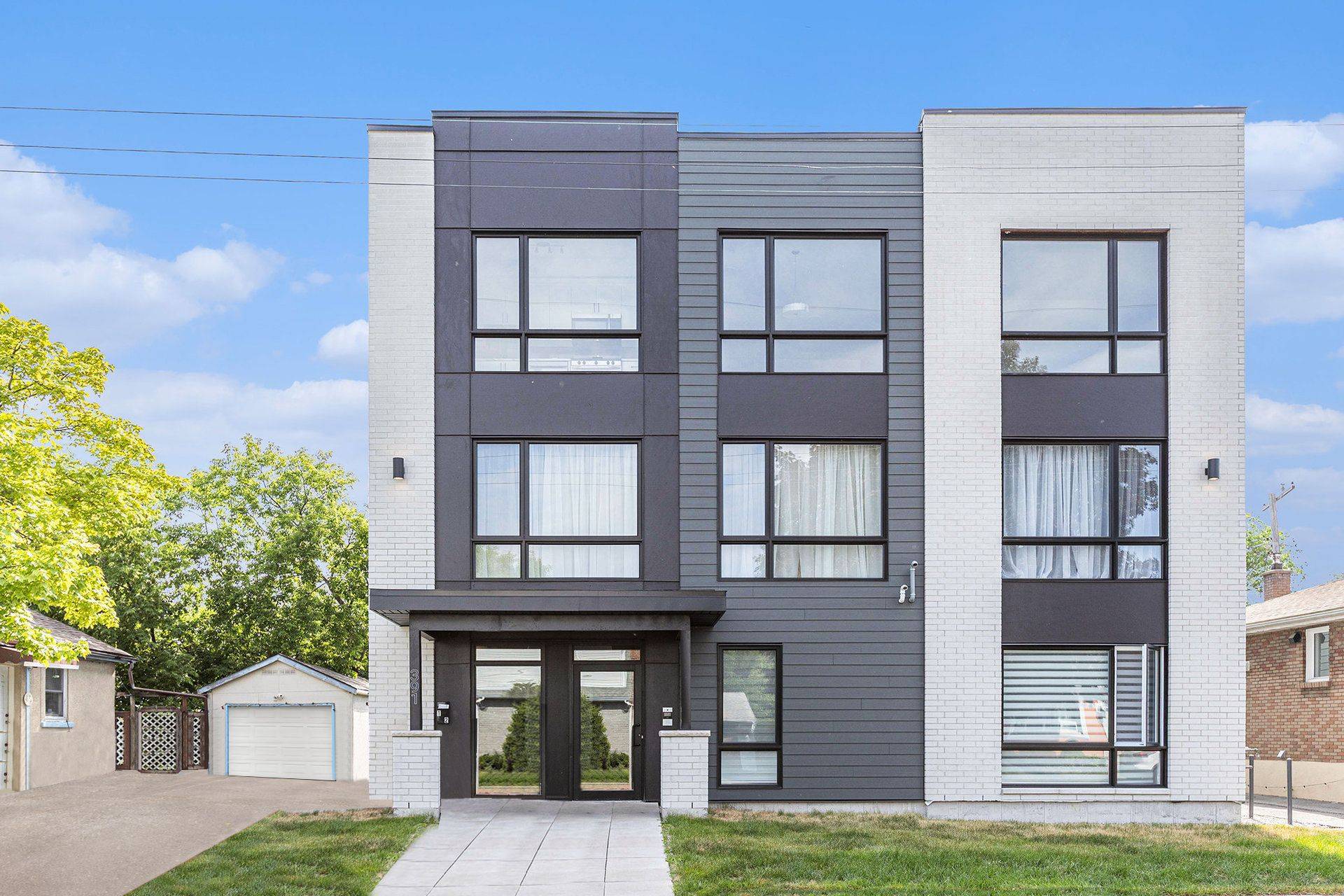Vanier And Kingsview Park, ON K1L 6V3,391 Dieppe ST #01