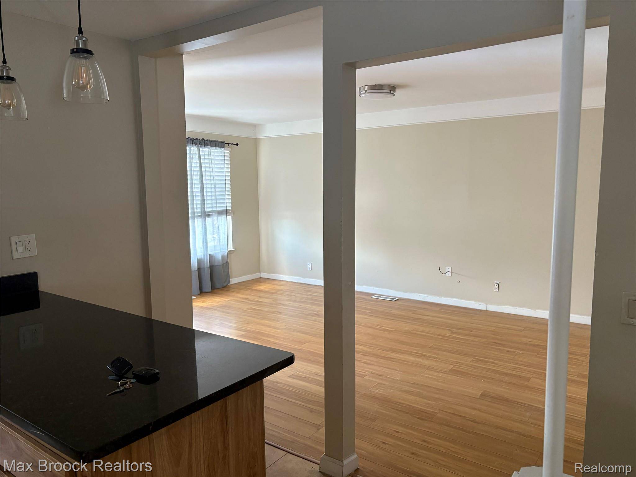 Warren, MI 48092,4829 WOLGAST DR