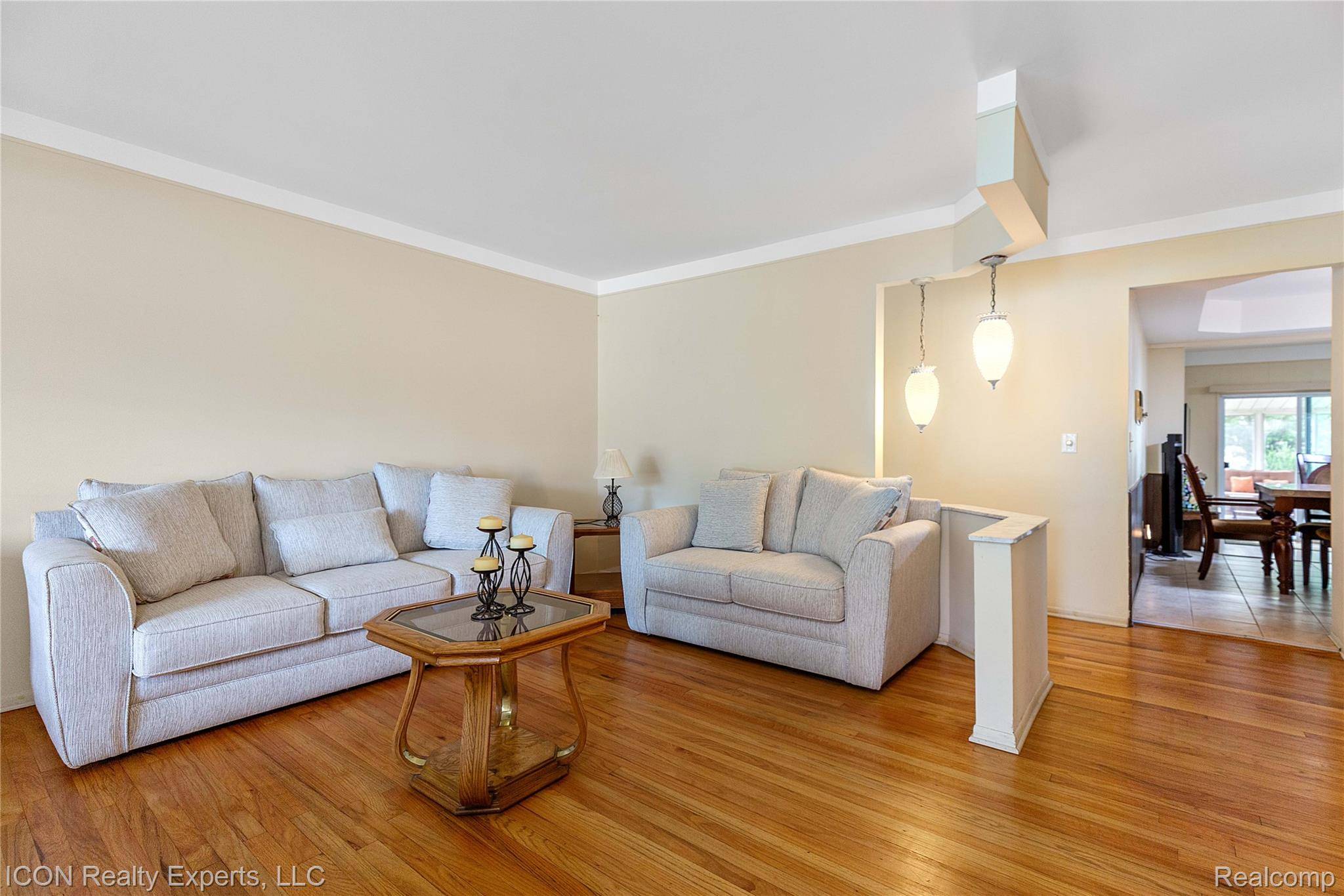 Sterling Heights, MI 48312,35285 Lana LN