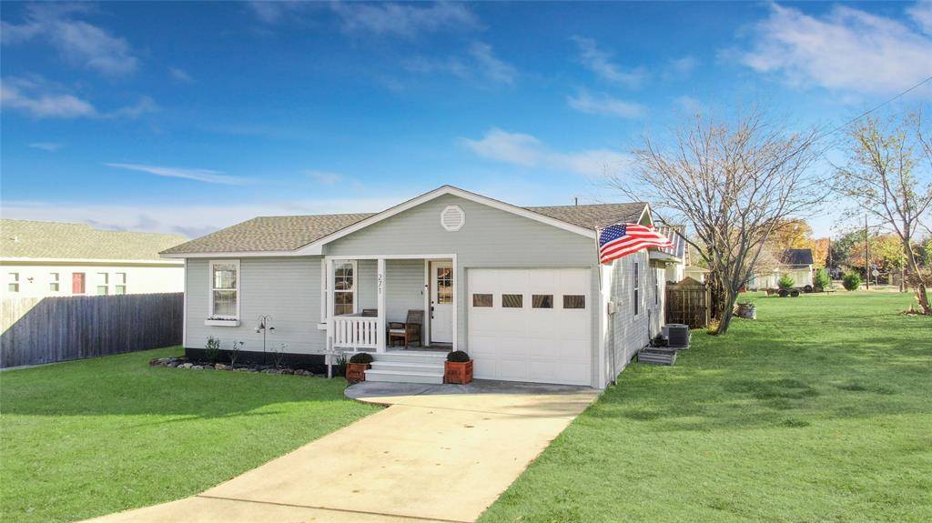 Van Alstyne, TX 75495,271 E Houston Street