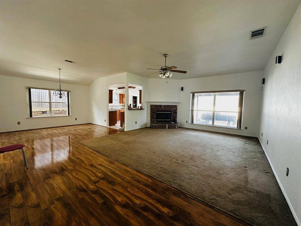 White Settlement, TX 76108,9300 Rhea Court