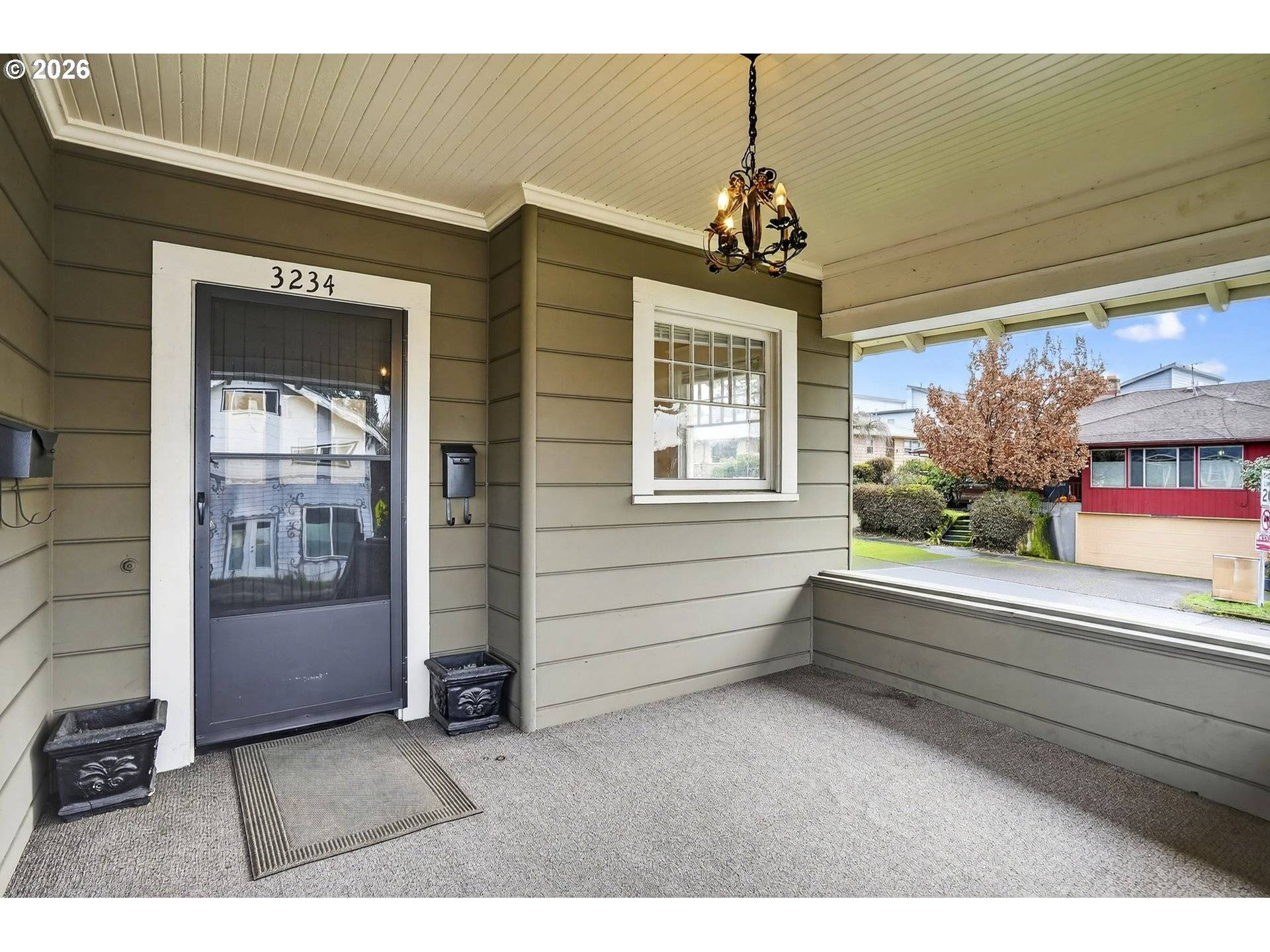 Portland, OR 97202,3234 SE CESAR E CHAVEZ BLVD