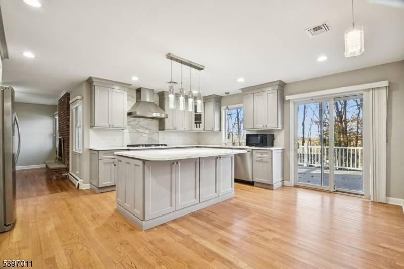 Randolph Twp., NJ 07869,3 Springhill Rd