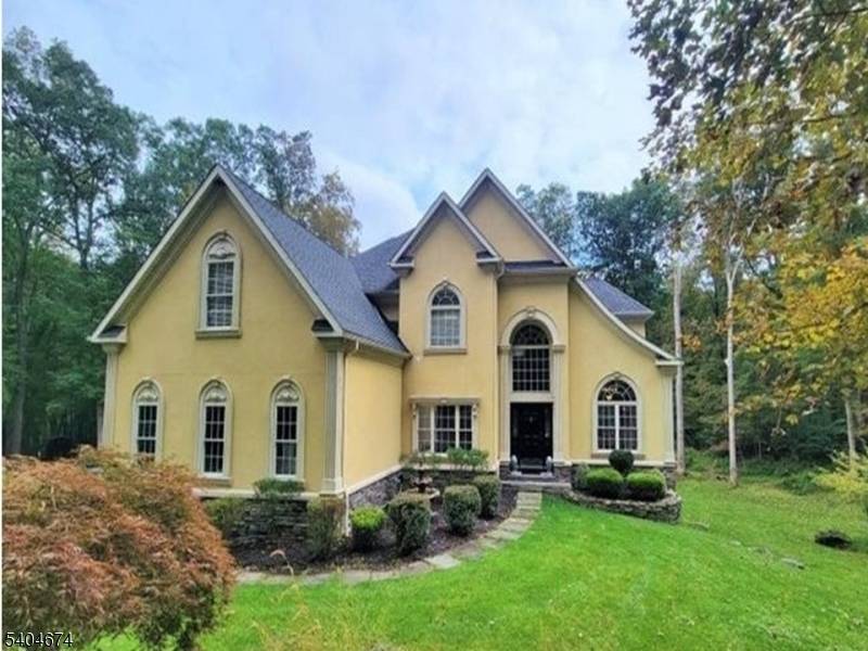 Andover Twp., NJ 07860,11 Walnut Trl