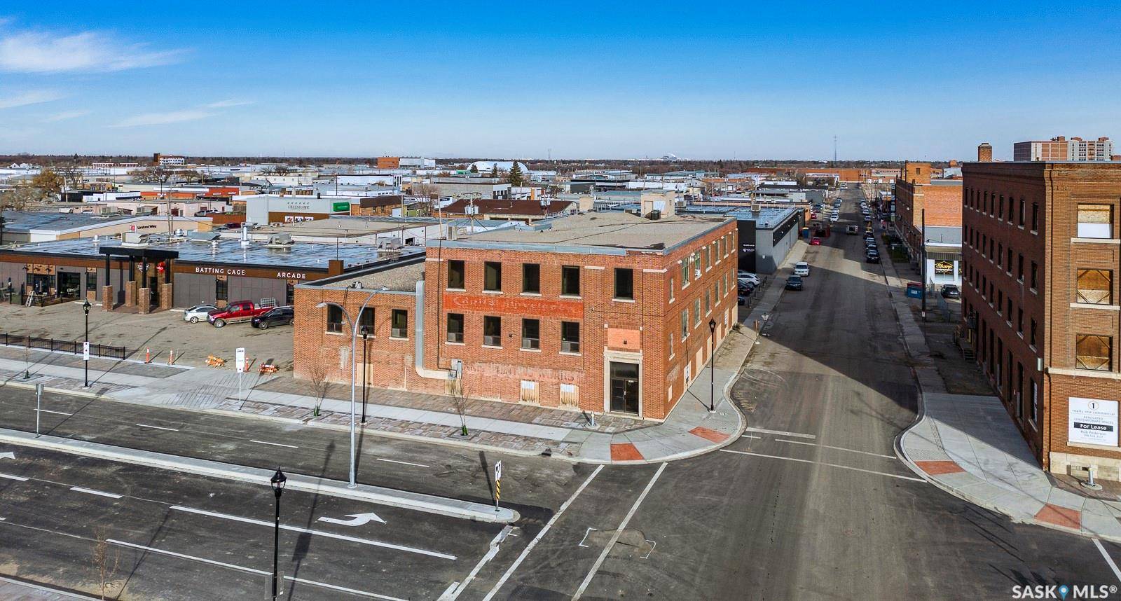 Regina, SK S4R 1G8,2002 DEWDNEY AVENUE