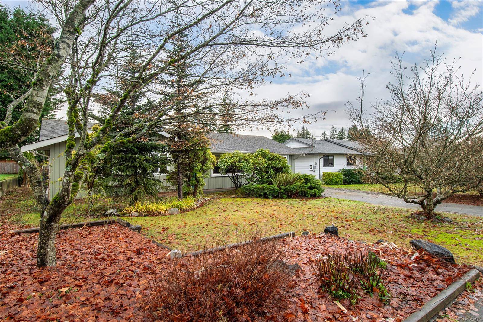 Campbell River, BC V9W 6A5,641 Albatross Cres