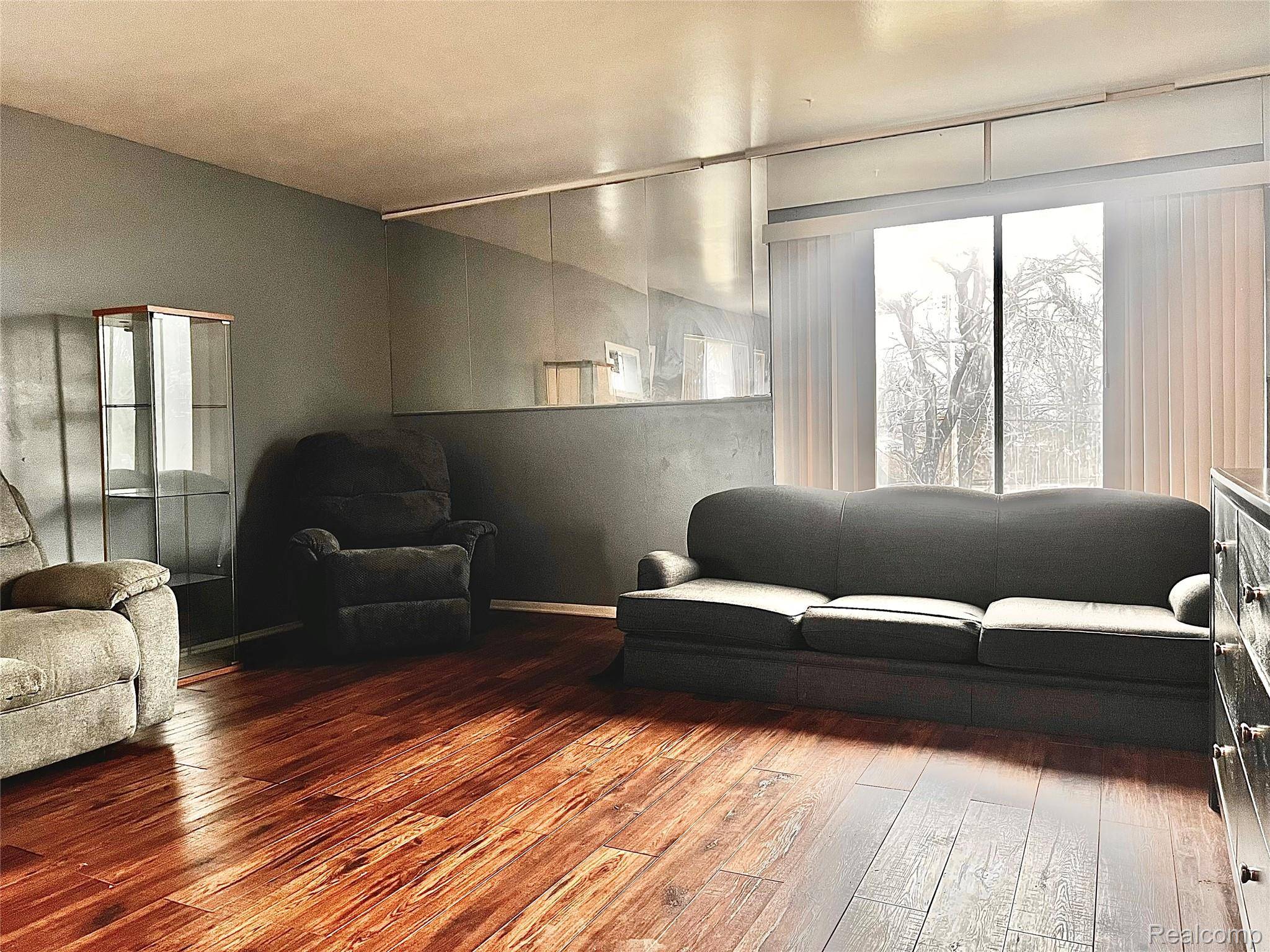 Oak Park, MI 48237,22116 Dante ST #218