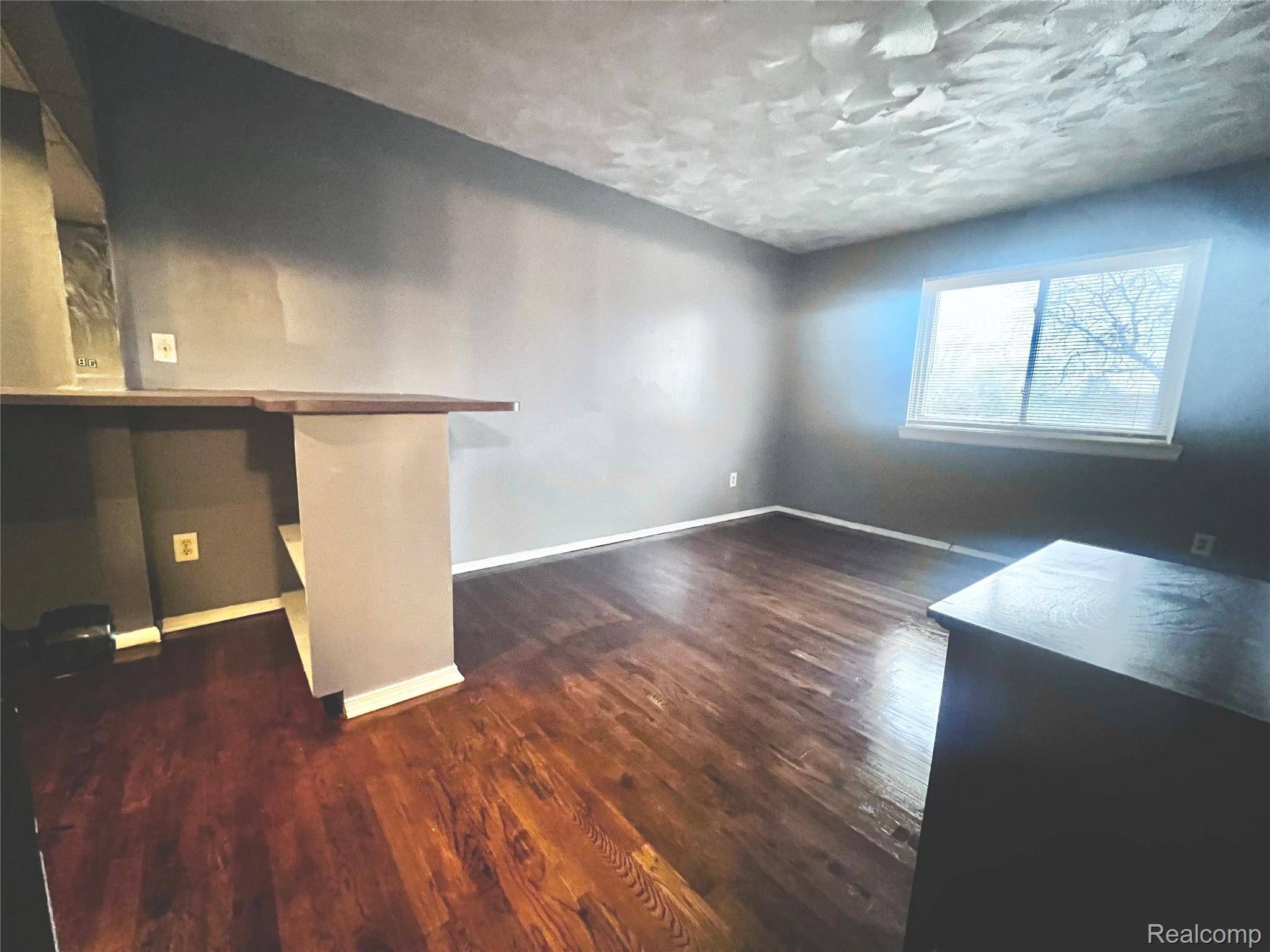 Oak Park, MI 48237,22116 Dante ST #218