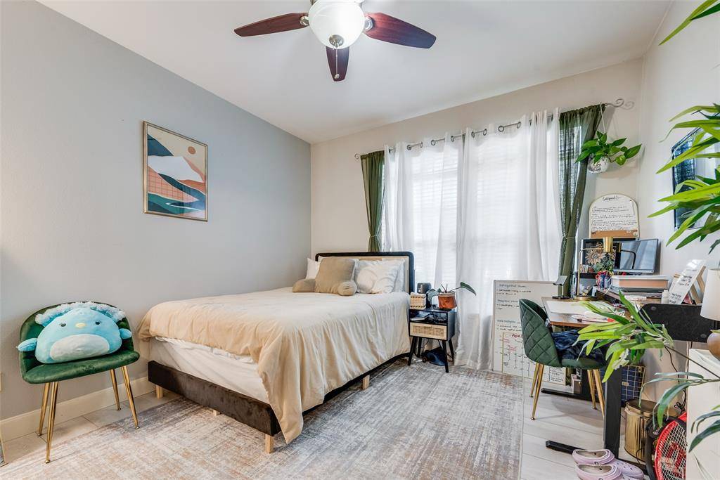 Dallas, TX 75206,4904 Live Oak Street #302