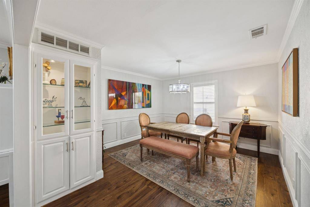 Dallas, TX 75243,9227 Whitehurst Drive