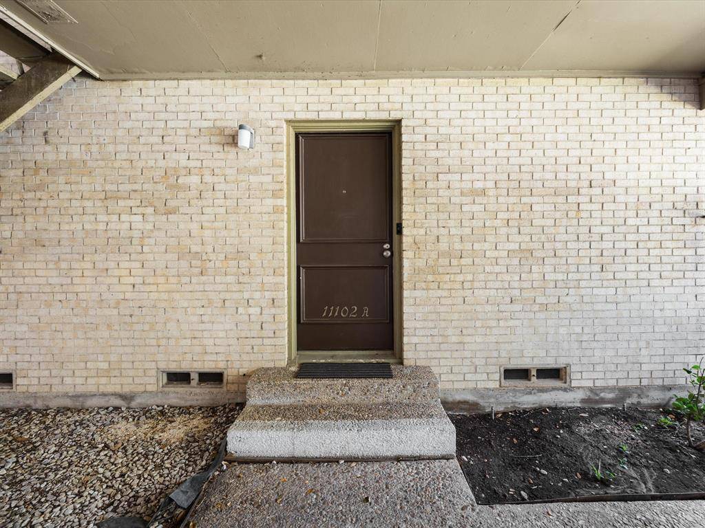 Dallas, TX 75230,11102 Valleydale Drive #A