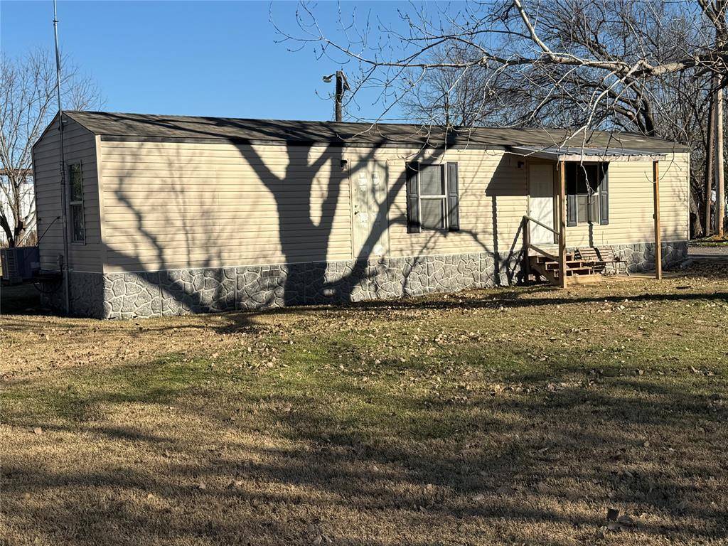 Whitney, TX 76692,1004 E Davis Street