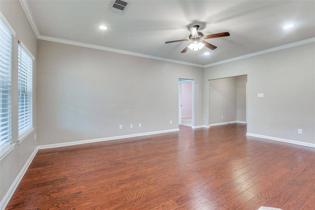 Azle, TX 76020,637 N Stewart Street