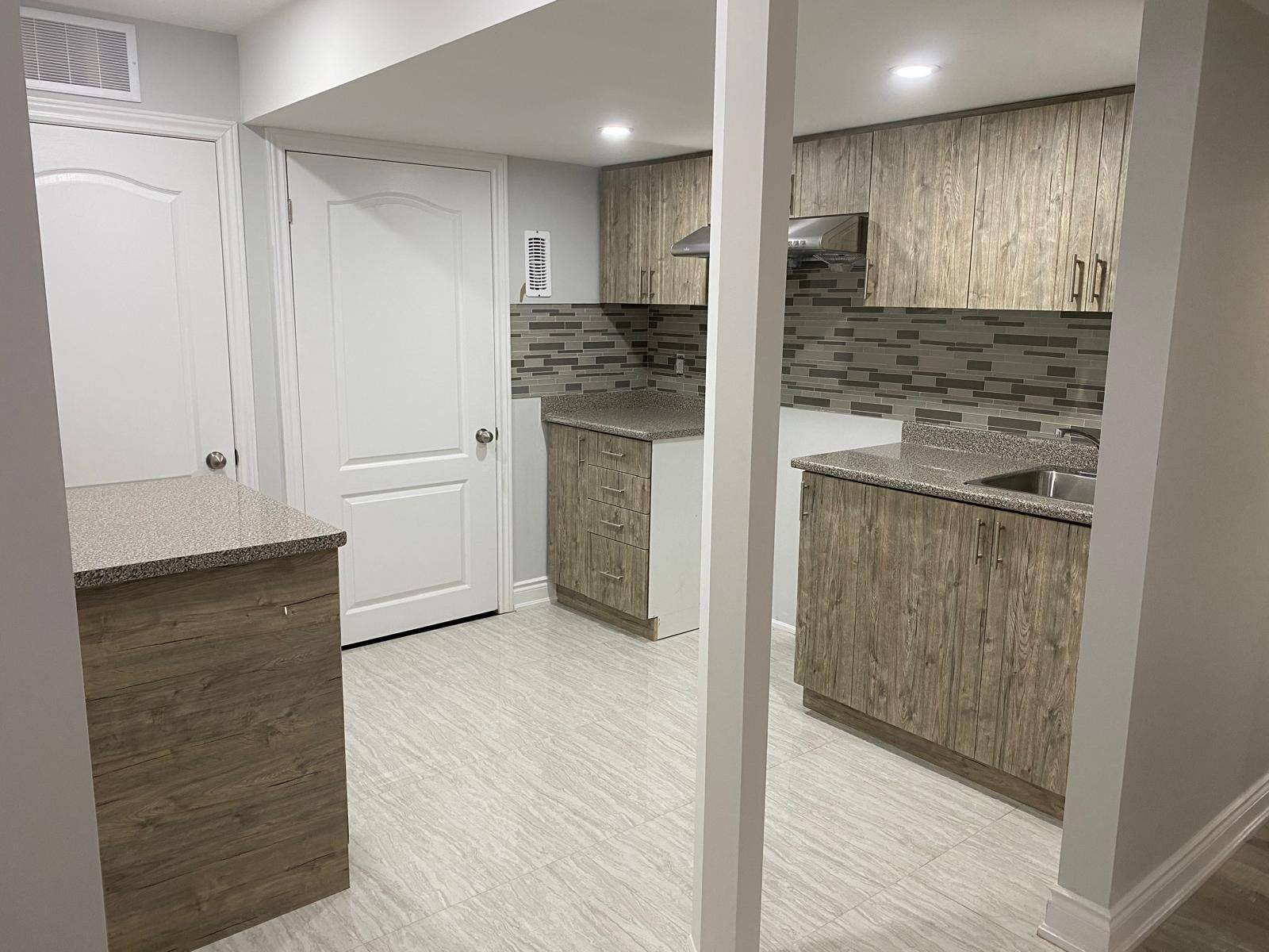 Brampton, ON L6Y 6E7,16 Provost TRL #LOWER