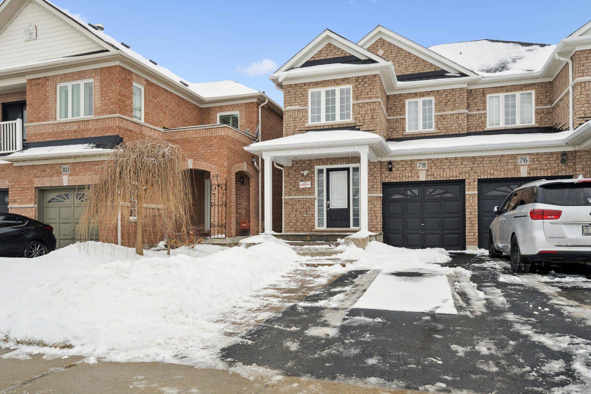 Halton Hills, ON L7G 6M8,78 Snowberry CRES