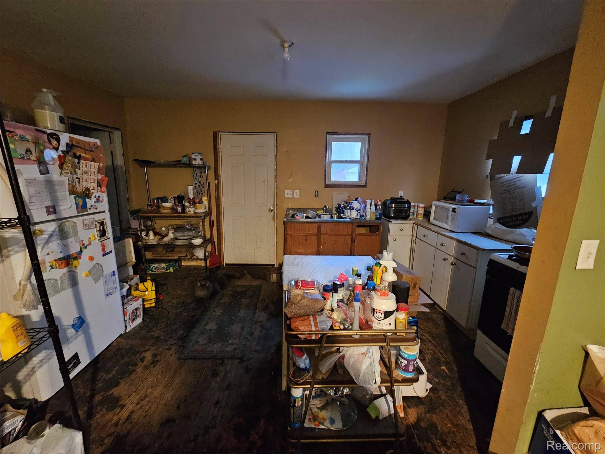 New Boston, MI 48164,33342 Willow RD