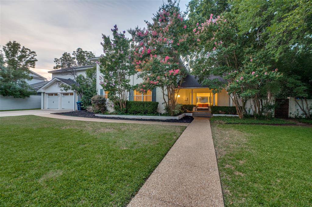 Fort Worth, TX 76116,6218 Kenwick Avenue