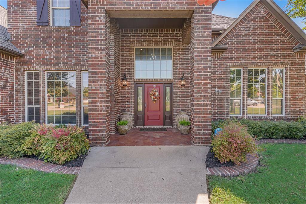 Midlothian, TX 76065,2230 Woodlands Circle