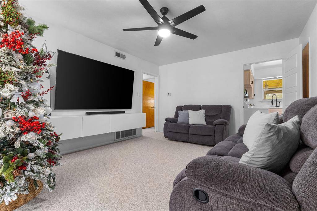 Garland, TX 75041,206 W Vista Drive