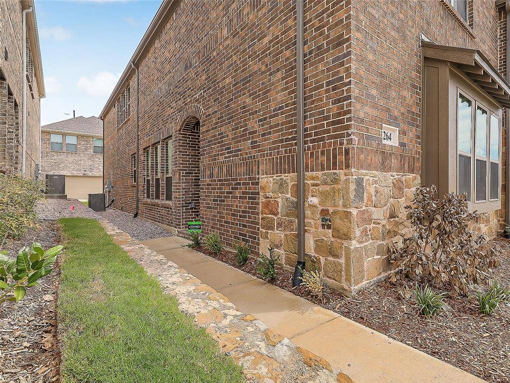 Flower Mound, TX 75028,264 Spring Hill Road