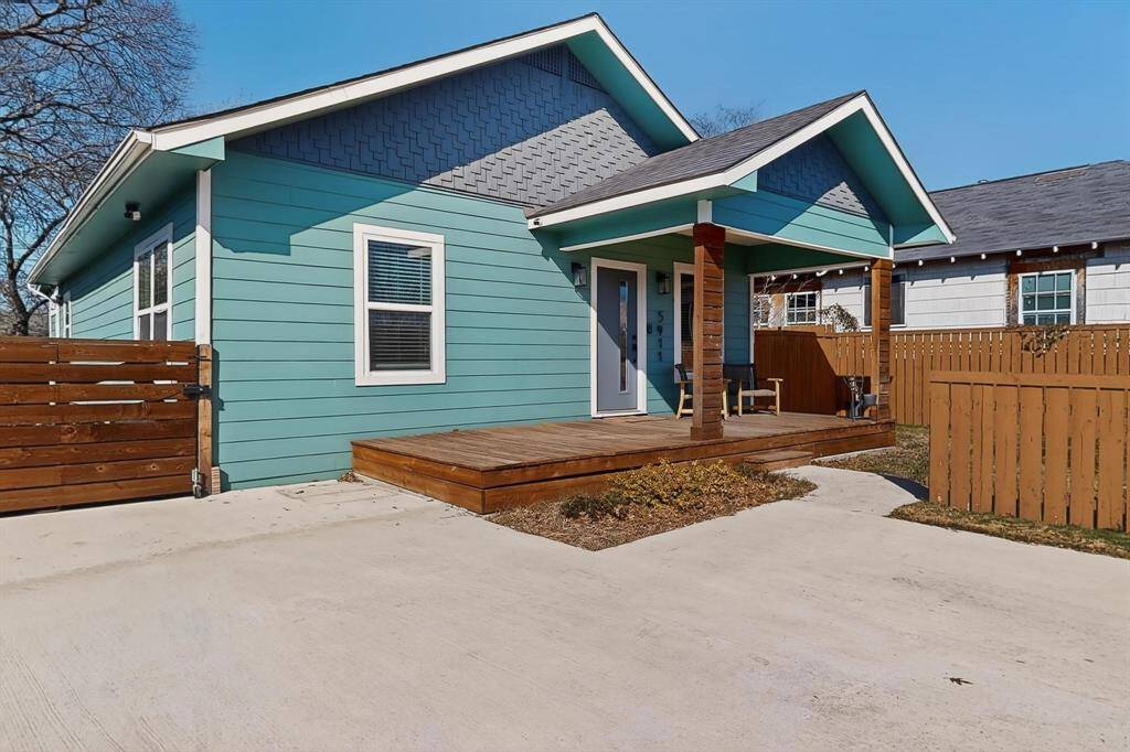 Dallas, TX 75223,5911 E Grand Avenue