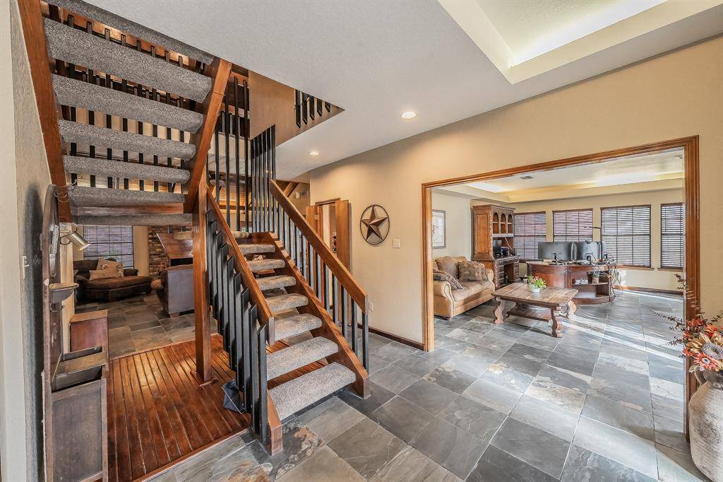 Colleyville, TX 76034,2200 Woodstock Drive