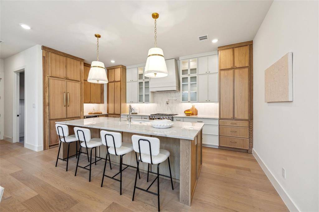 Dallas, TX 75229,4415 Merrell Road