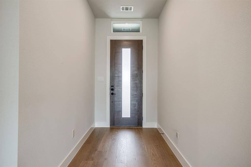 Fort Worth, TX 76179,7349 Saker Street