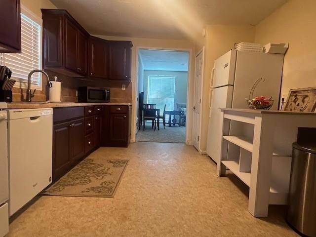 Roxton, TX 75477,218 Wight Street