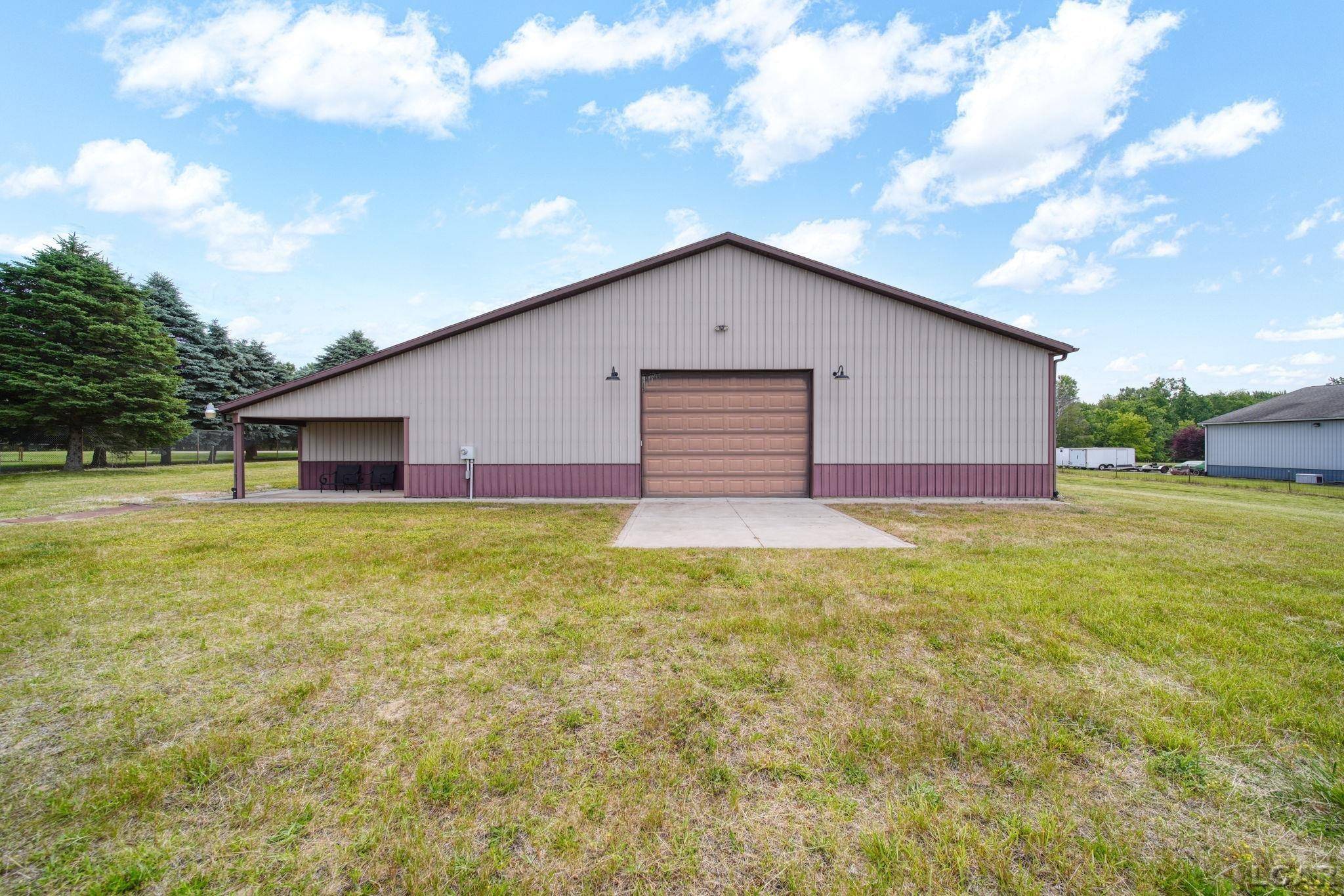 16001 Addison RD, Woodstock Twp, MI 49221