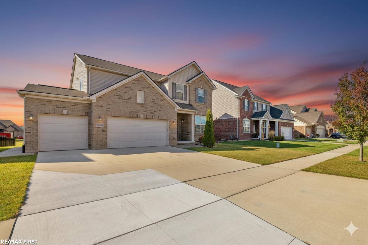 Macomb Twp, MI 48042,55321 Demaret DR