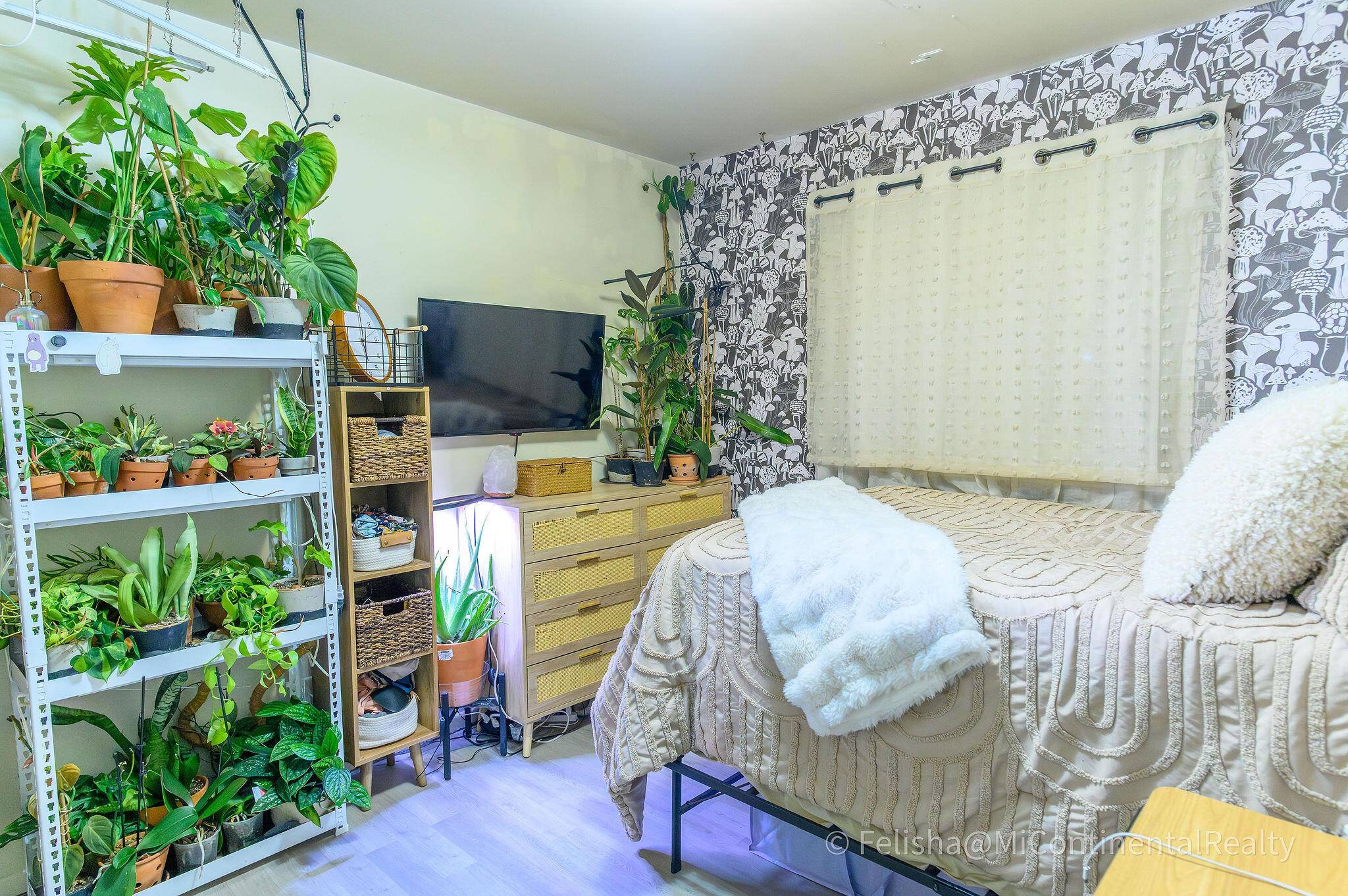 Hudsonville, MI 49426,5370 36th AVE #12