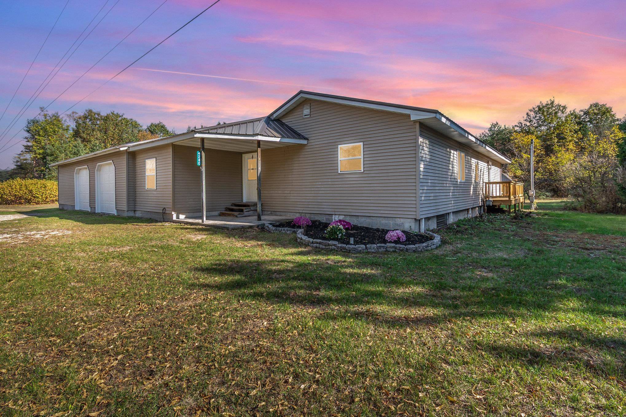 Weidman, MI 48893,4240 N Woodruff RD